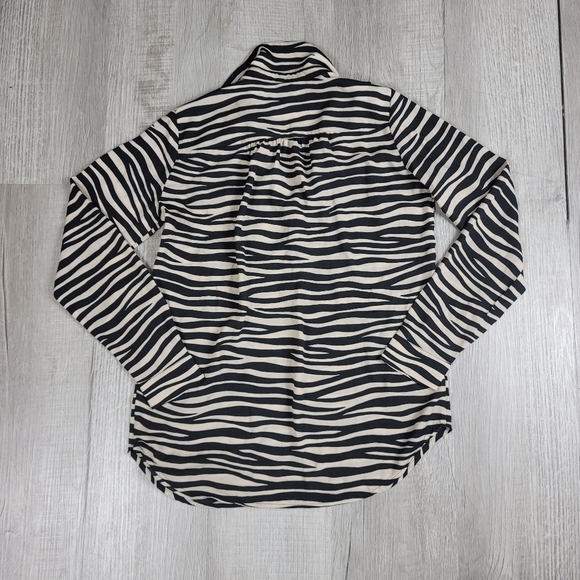 Ann Taylor Zebra Print Camp Shirt - Picture 4 of 7
